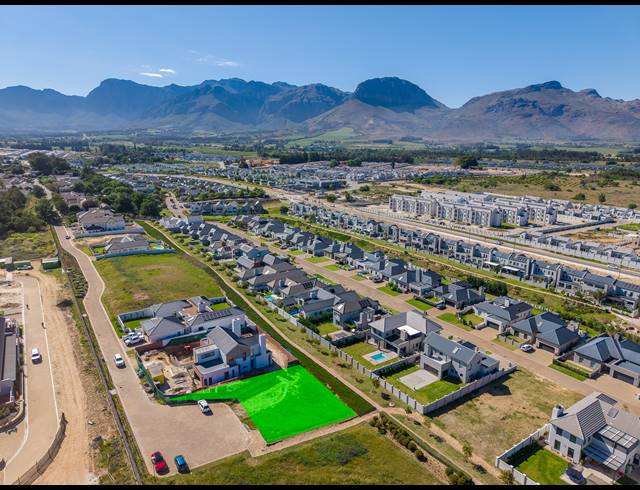 650M² VACANT LAND FOR SALE IN KLEINE PARYS 2